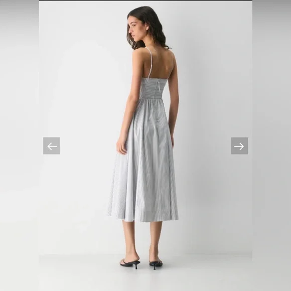 Aritzia Technique Poplin Dress V-neck cotton poplin maxi dress - size 10 - Picture 3 of 5